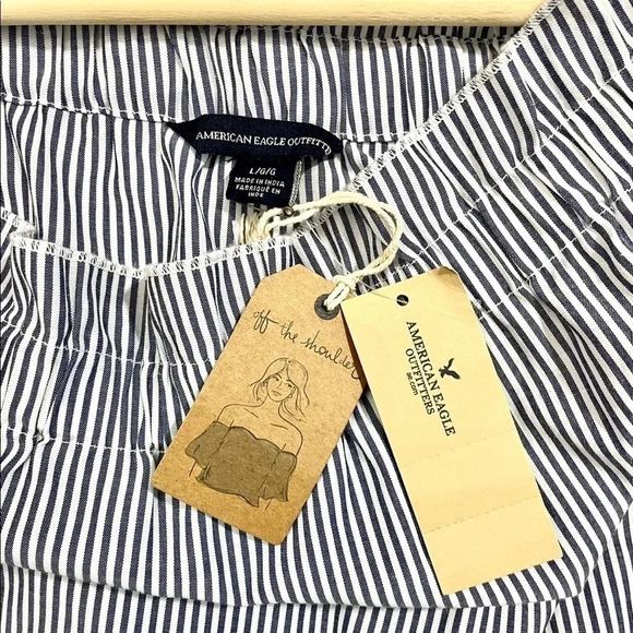 NWT American Eagle Off Shoulder Striped Top - Picture 3 of 5